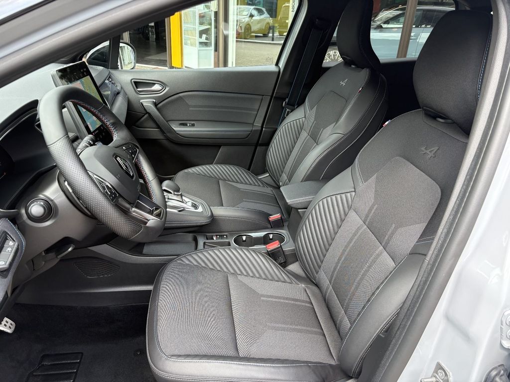 RENAULT Captur - Bild 8