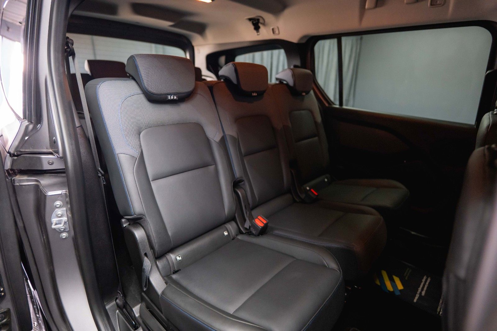 Fahrzeugabbildung Nissan Townstar Kombi L2 Tekna 7 Sitze *LED*Kamera*Navi