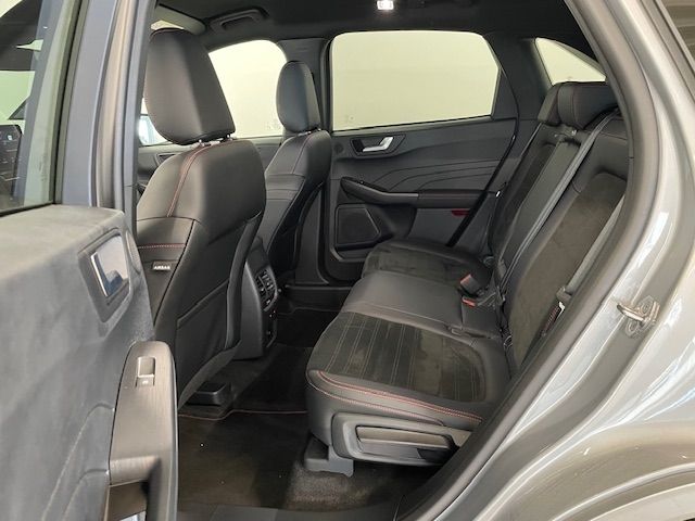 Fahrzeugabbildung Ford Kuga ST-Line X HUD Navi Digitales Cockpit Sounds