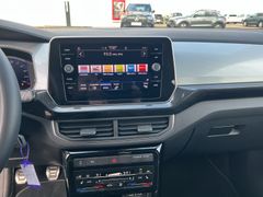 Fahrzeugabbildung Volkswagen T-Cross 1.0 TSI Goal LED VIRTUAL APP SHZ 17``