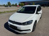 Volkswagen Touran 1.5 TSI VW GARANTIE Car Play ACC