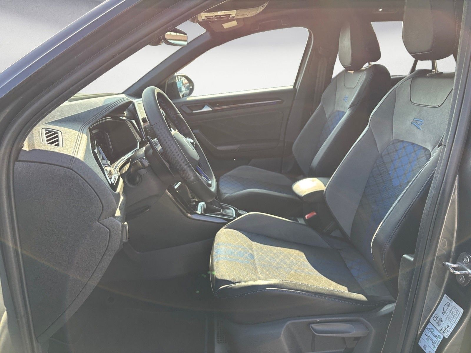 Volkswagen T-Roc - Bild 7