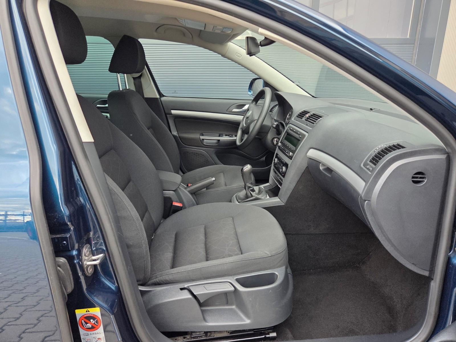 Skoda Octavia 2012 — photo 10