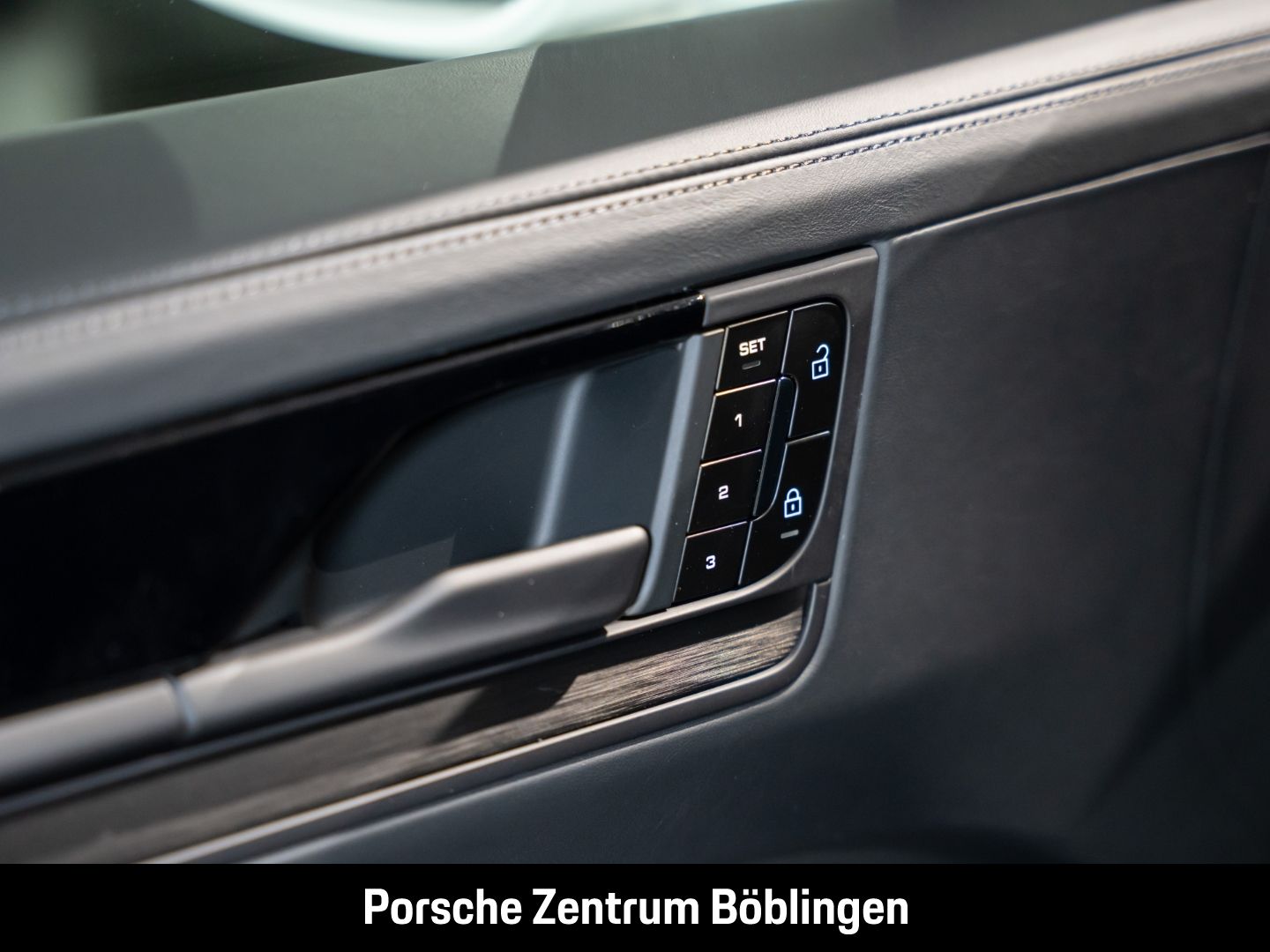 Porsche Cayenne Black Edition HA-Lenkung Head-Up 22-Zoll foto 20