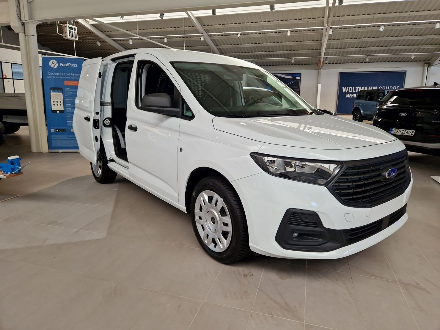Fahrzeugabbildung Ford Transit Courier Trend 1.5 EcoBlue 100PS Navi ACC