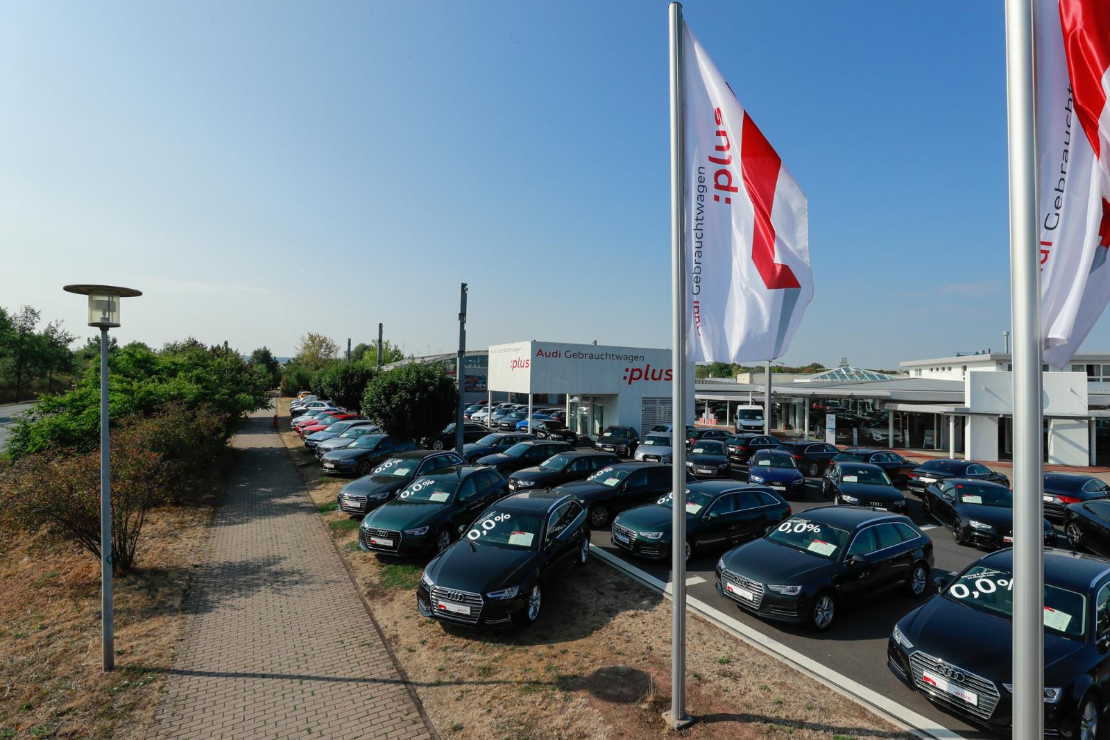 showroom-image-main