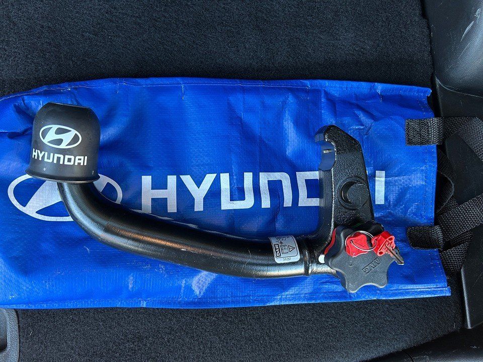 Fahrzeugabbildung Hyundai TUCSON 1.6 CRDi 7DCT TREND AHK 1HD GARANTIE9/27+