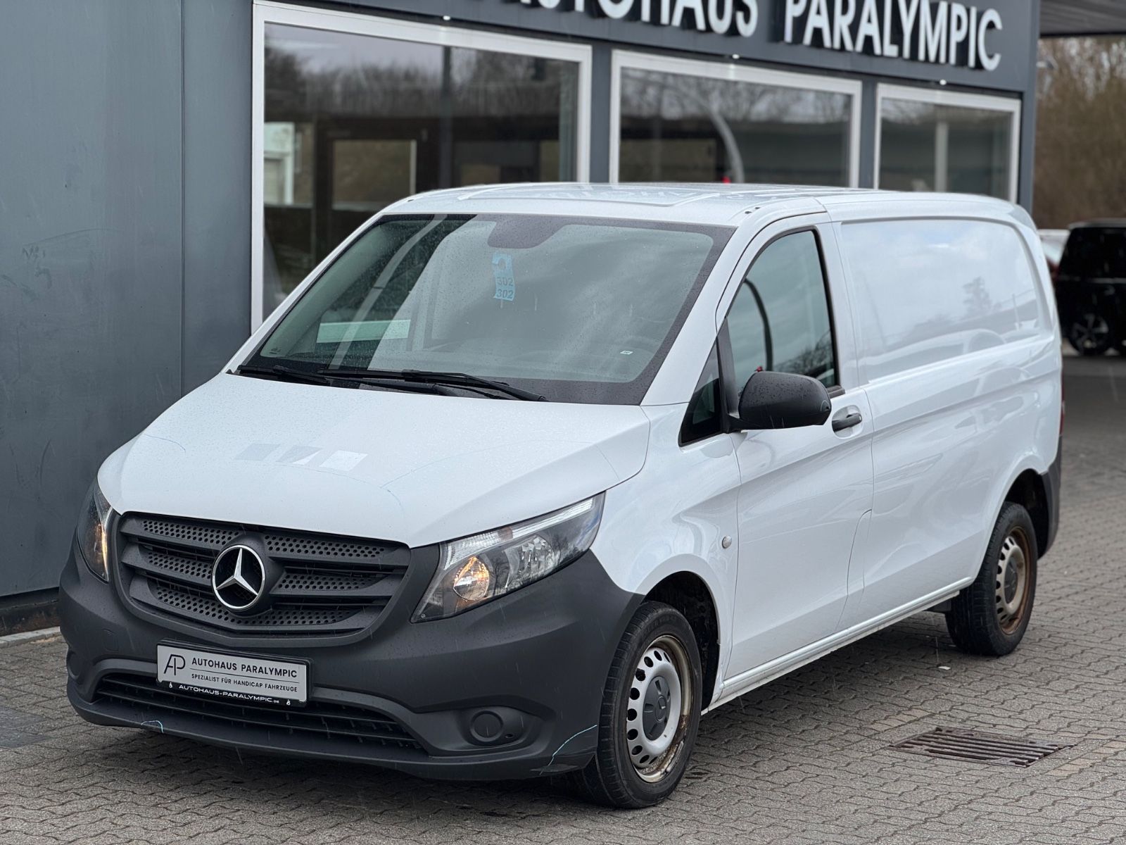 MERCEDES-BENZ Vito Kasten 110 CDI FWD kompakt *AHK*TEMPO*KLIMA