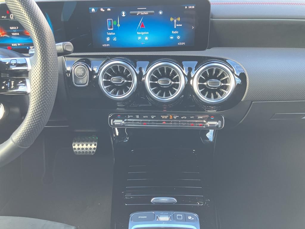 Fahrzeugabbildung Mercedes-Benz AMG CLA 35 4M SB NIGHT*DISTR*AHK*KEYL