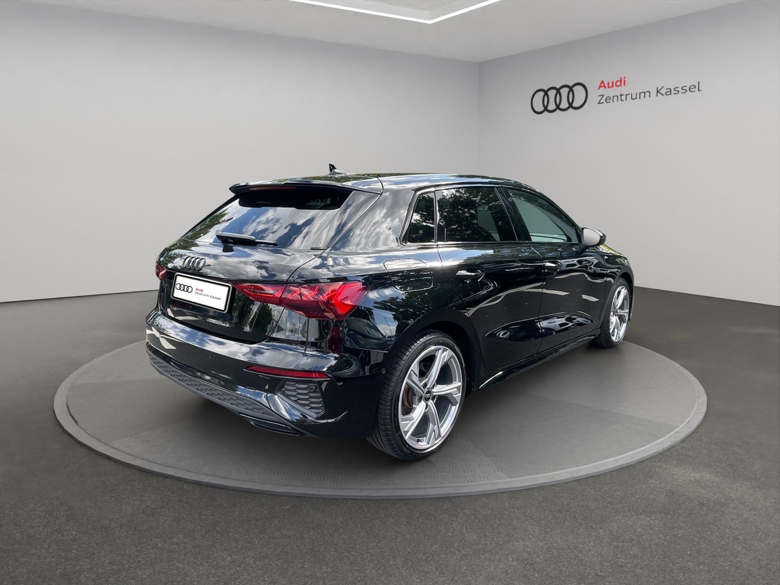 Audi A3 SB 30 TFSI S line LED AHK Kamera Carplay foto 6