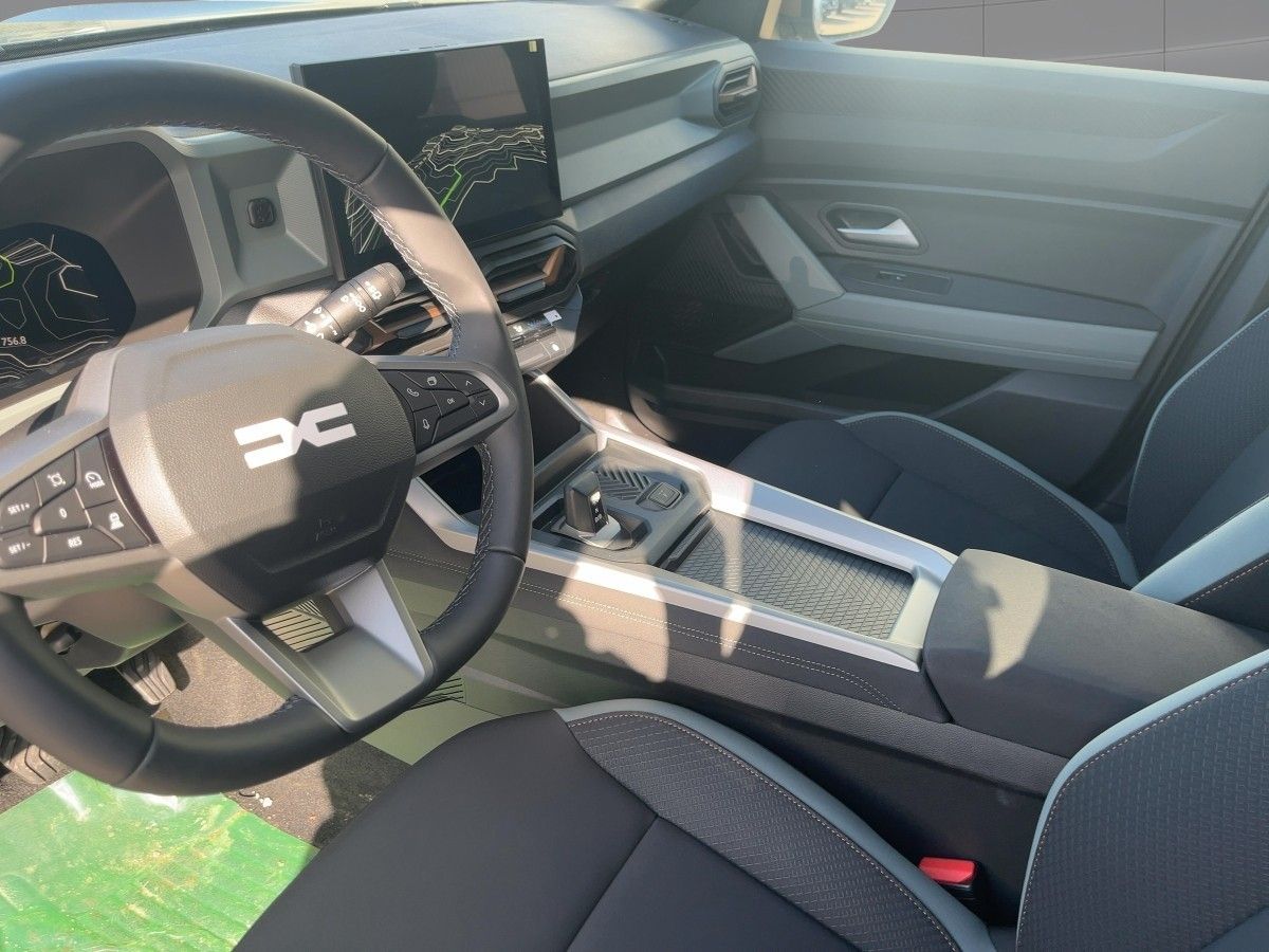 Fahrzeugabbildung Dacia Bigster Hybrid 155 Extreme
