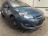 Opel Astra J Sports Tourer Exklusiv LPG Gas - Opel Astra: Standheizung