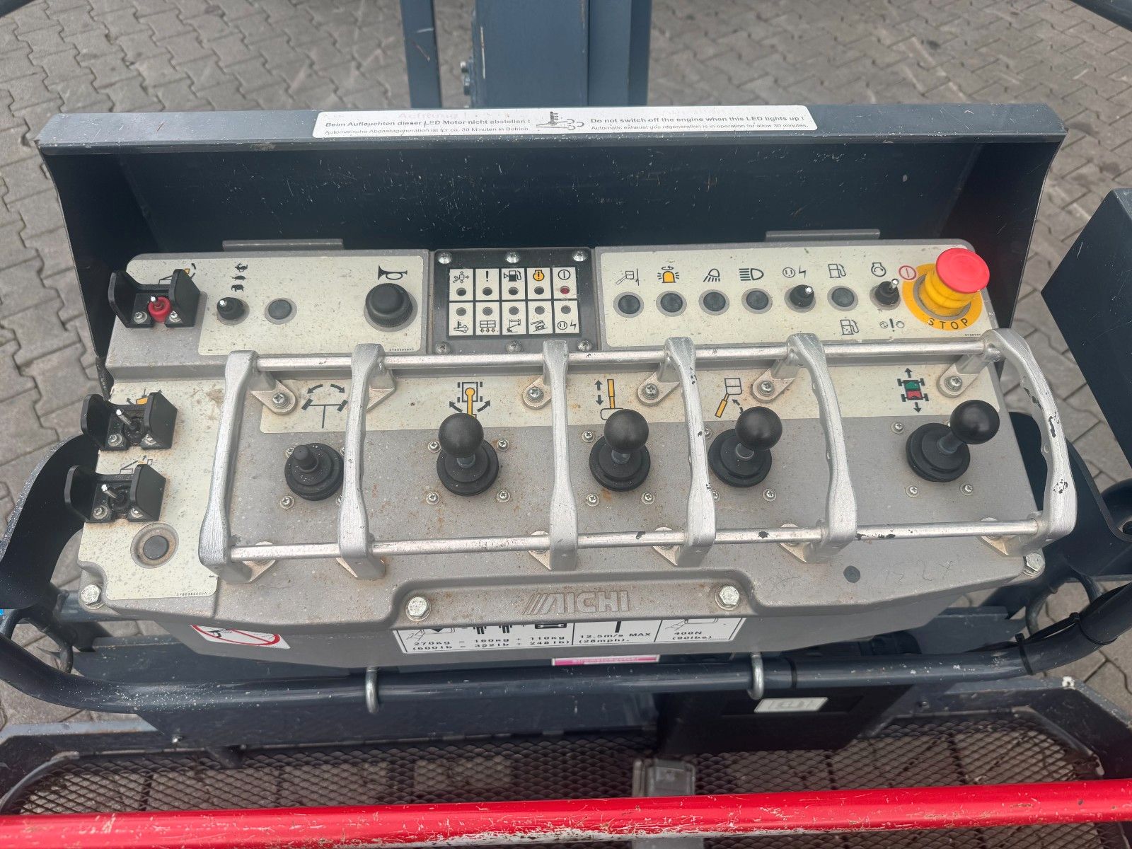 Fahrzeugabbildung Andere Aichi SP 14 DJ / 1.178h / Arbeitshöhe: 15,9m