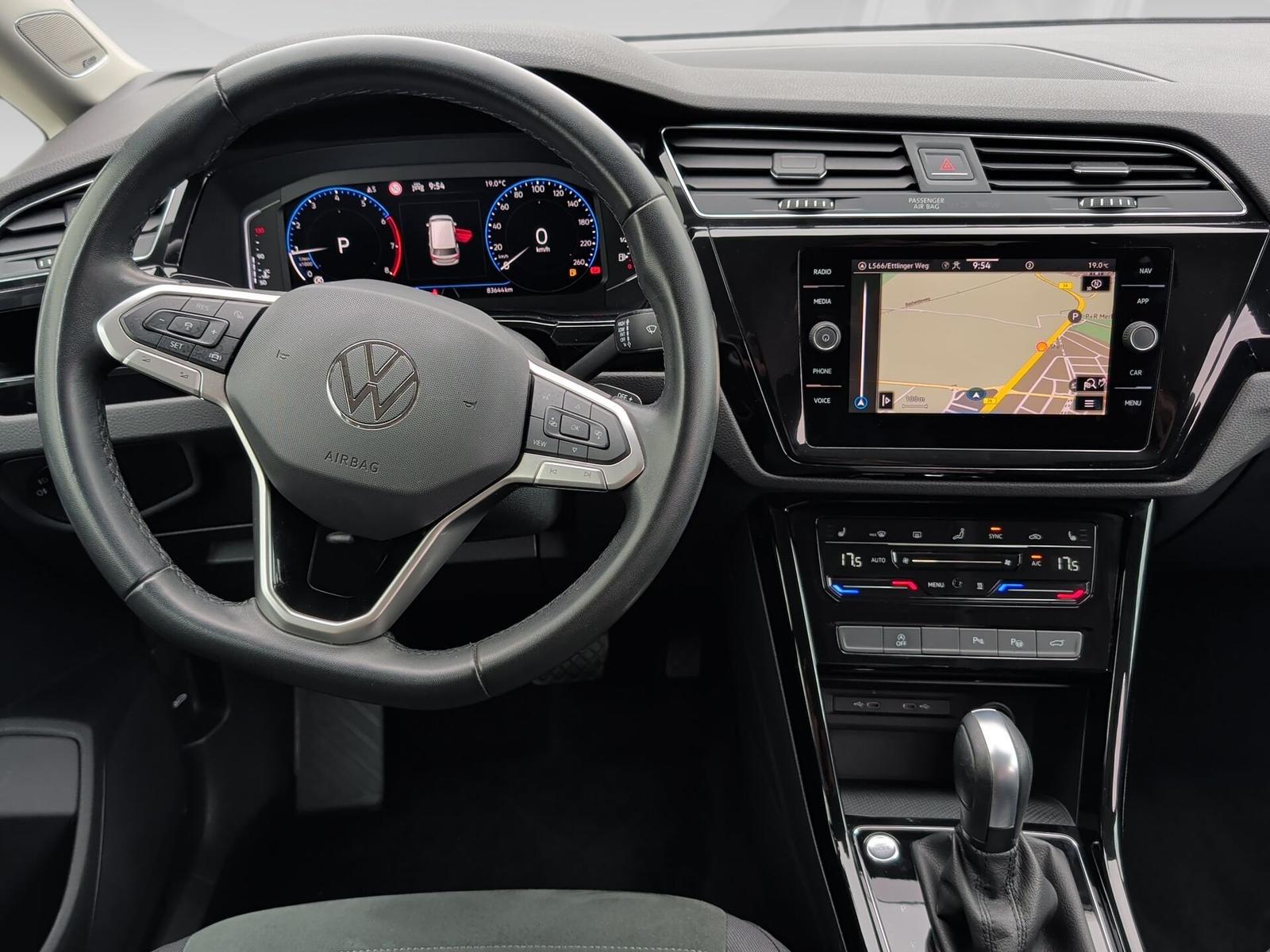 Volkswagen Touran 1.5 TSI High DSG 7Sitze+Standhzg+ACC+Kame, миниатюра 14