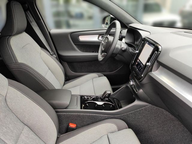 VOLVO XC 40 (Bild 22 von Array)