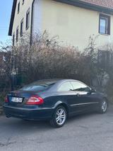 Mercedes-Benz CLK 240 ELEGANCE Elegance mit TÜV V6 Automatik - schwarze Mercedes-Benz CLK 240