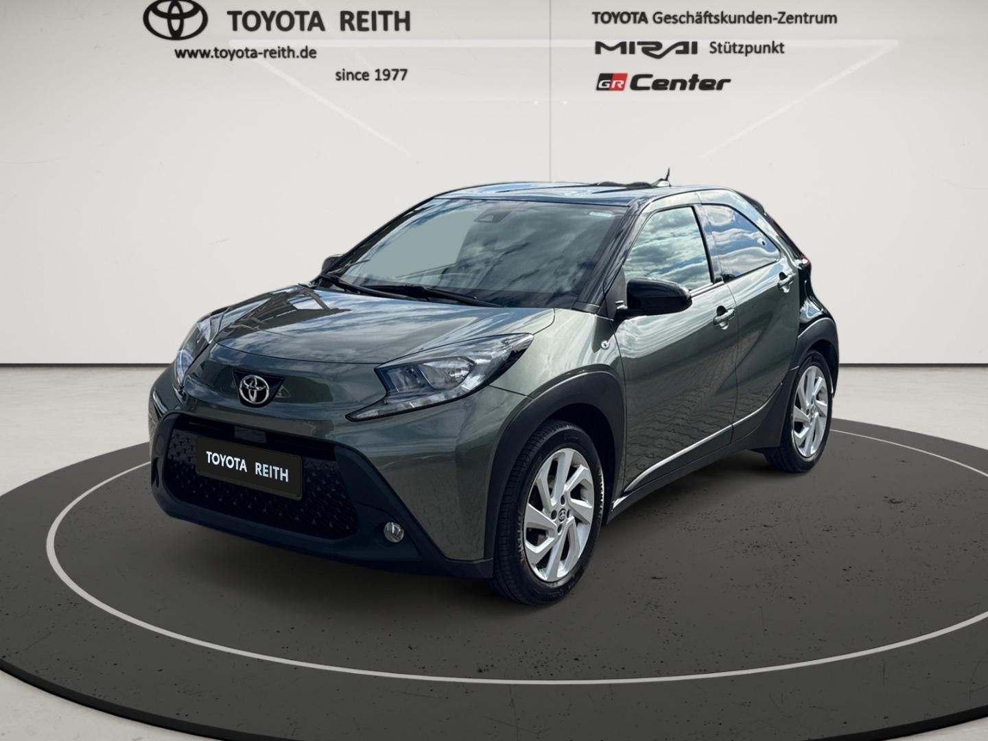 Toyota Aygo X Pulse Apple CarPlay Android Auto Musikstr