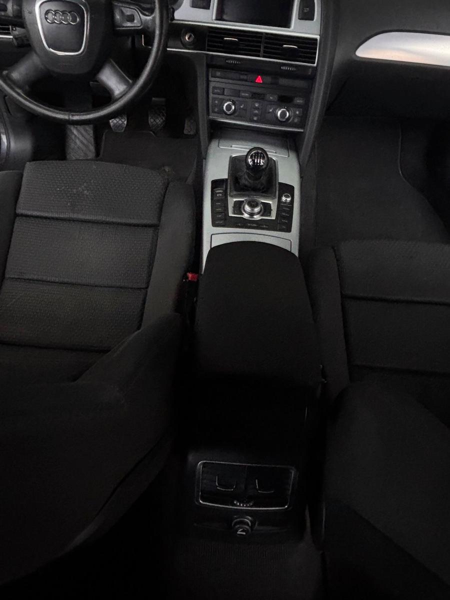 Audi A6 2009 — photo 9