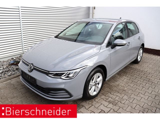 Volkswagen Golf 8 Lim. 1.5 eTSI DSG Life LED RFK PDC ACC