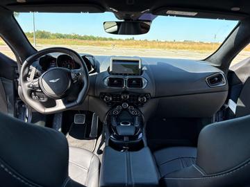 2022 Aston Martin V8 VANTAGE 缩略图 16