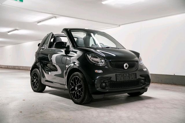 Smart 453 fortwo Cabrio Prime 90 PS Schwar...