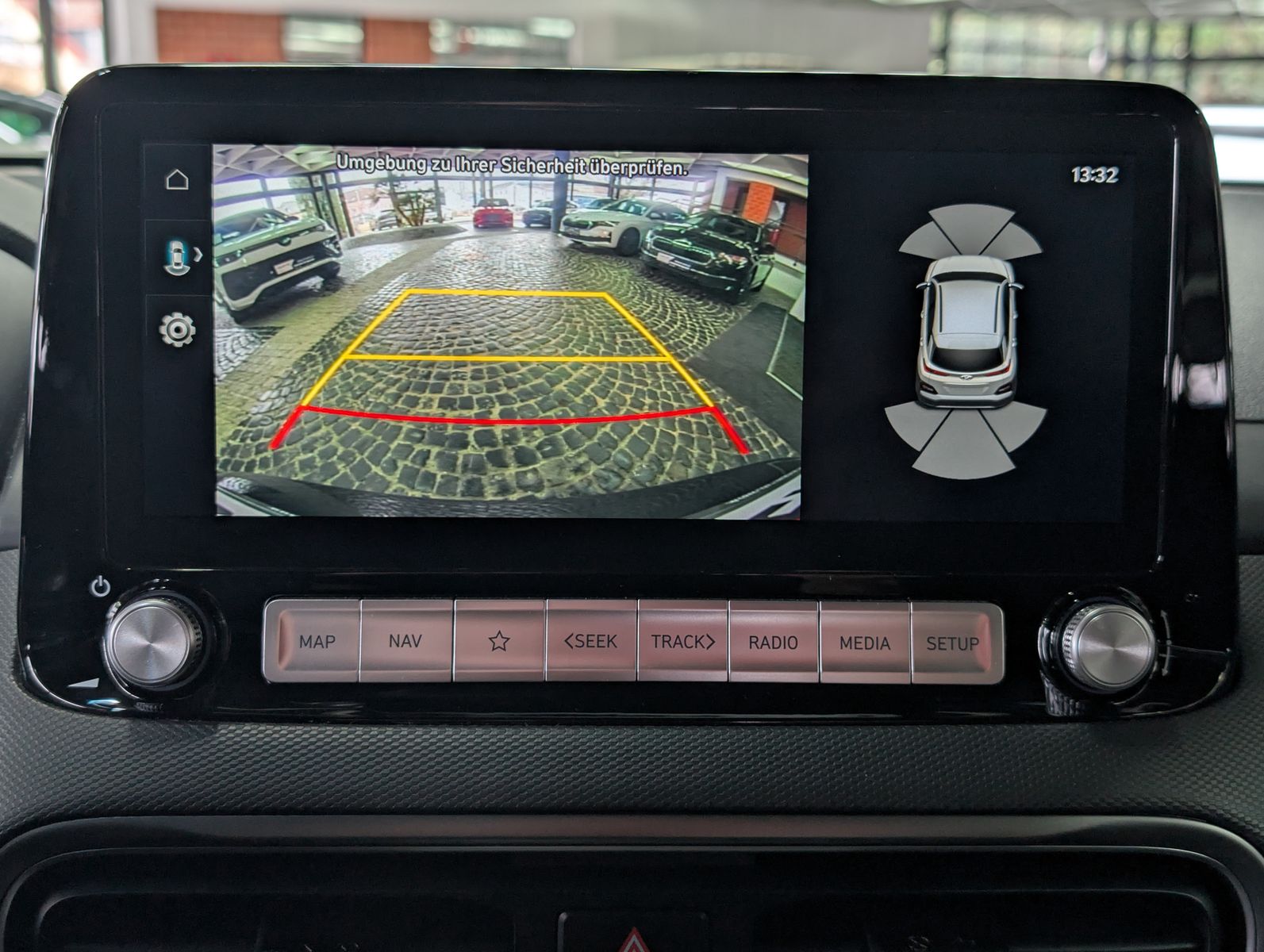 Fahrzeugabbildung Hyundai Kona Prime EV HUD AHK SHZ KAM LED ACC SoH 97%