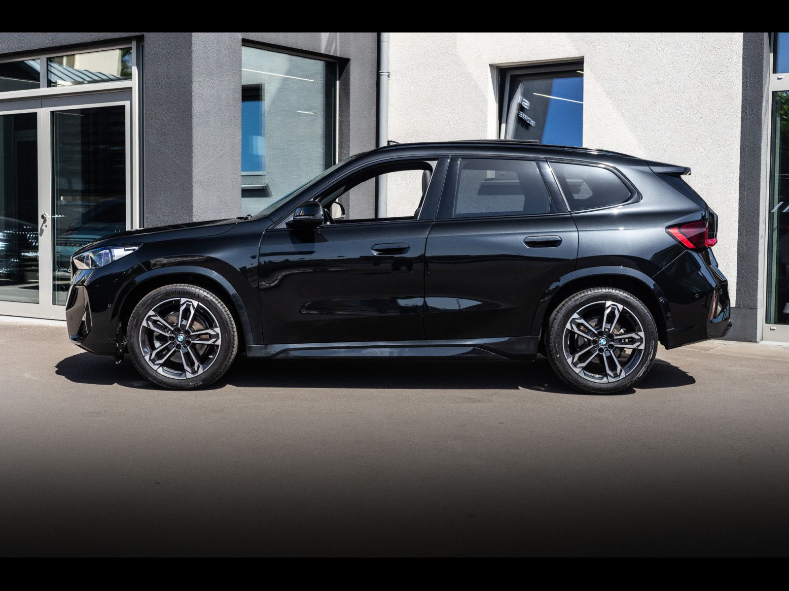 BMW X1 XDRIVE23D M SPORT°HK°PANO°AHK°PREMIUM°TRAVEL imagem 2