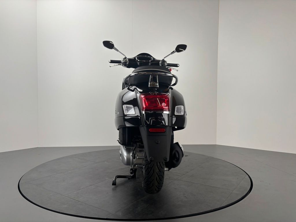 Fahrzeugabbildung Vespa GTS 125 FL SUPER *2026 NEUFAHRZEUG*