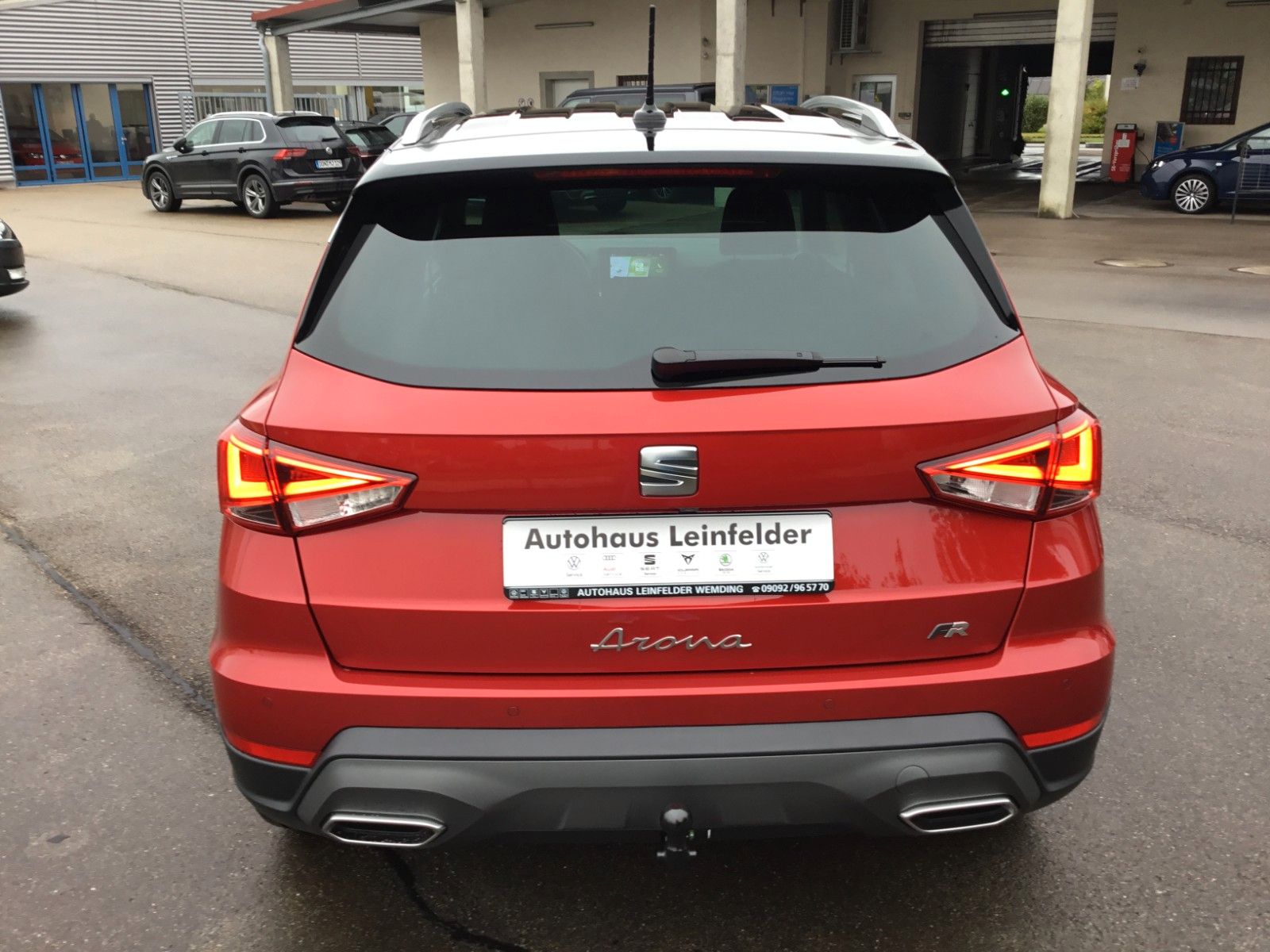 Fahrzeugabbildung SEAT Arona FR 1.5 TSI DSG+AHK+ACC+17"+Navi+Kamera