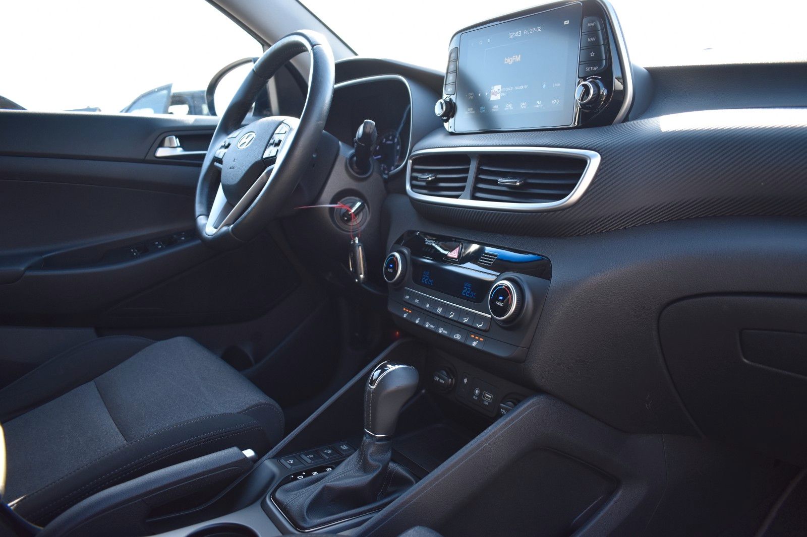 Fahrzeugabbildung Hyundai Tucson Trend 2WD Automatik Kamera AHK