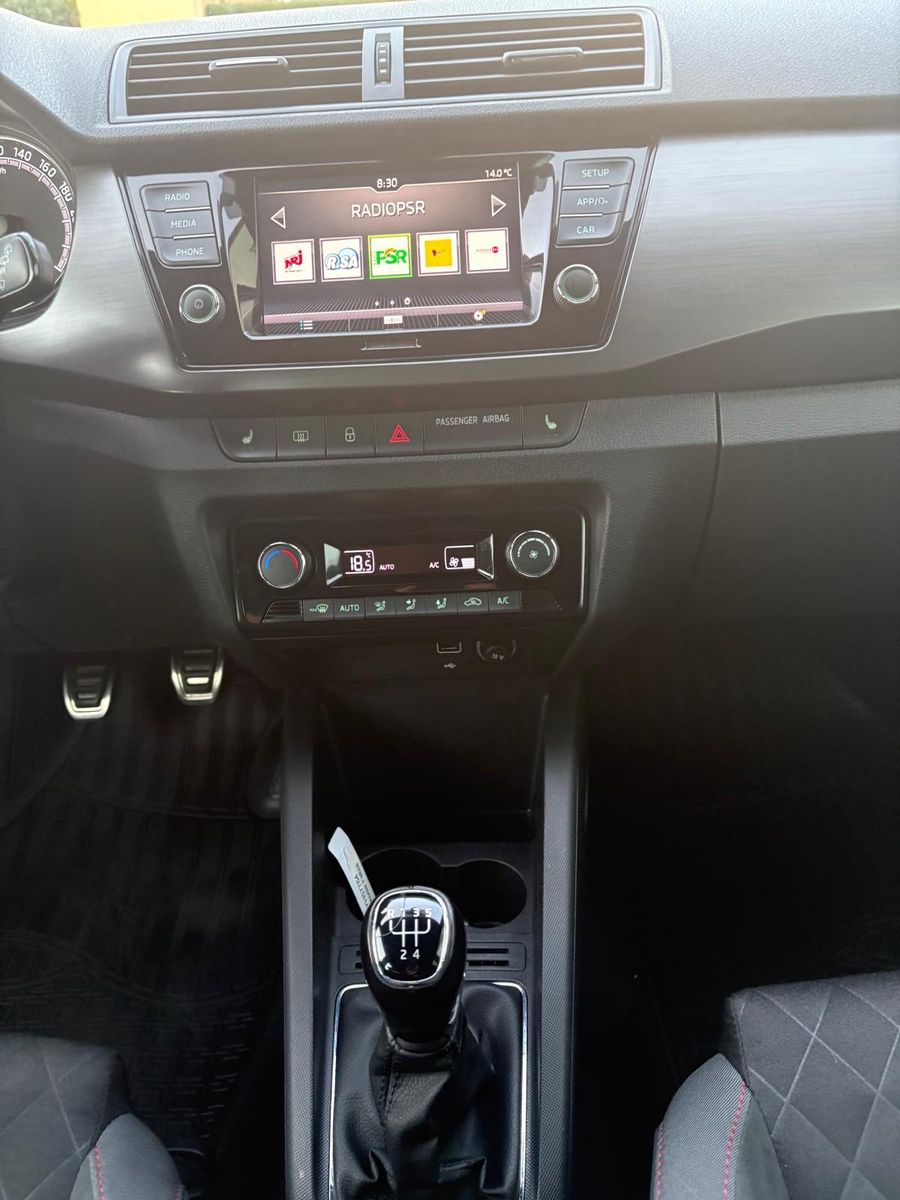 Fahrzeugabbildung SKODA Fabia Combi Style/ unfallfrei