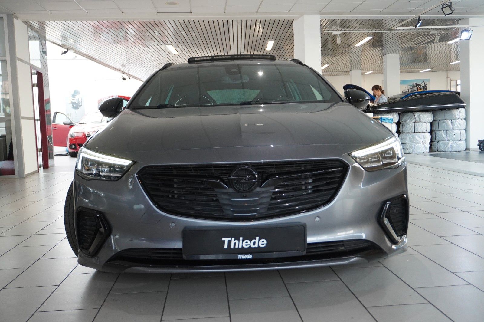 Fahrzeugabbildung Opel Insignia B ST 2.0D GSi 4X4 NAVI/LED/HUD/PANO/AHK