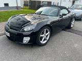 Opel GT - Motor erst 14.000 km - gebrauchte Opel GT aus dem Jahr 2009