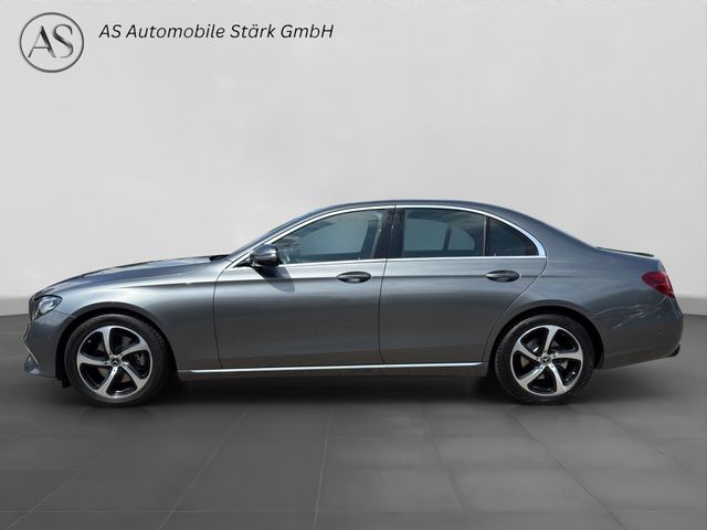 Fahrzeugabbildung Mercedes-Benz E 220 d Lim. Avantgarde+LED+Kamera+Schiebedach