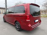 Mercedes-Benz V 300 d *AMG*BURMESTER *360 GRAD*7 Sitzer *AHK* - Mercedes-Benz V 300 Gebrauchtwagen in Berlin