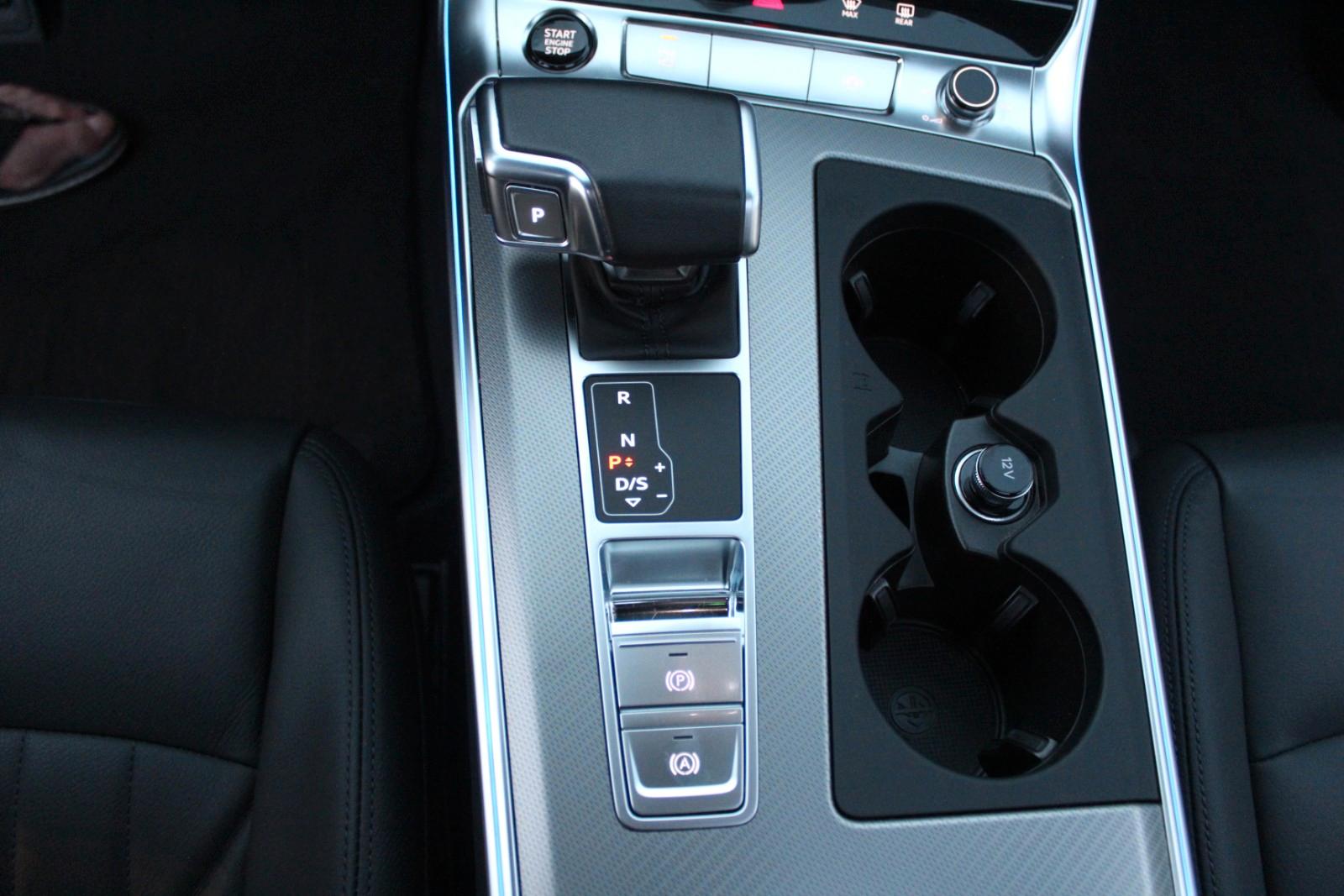 Audi A6 Avant 40 TDI qu/design/Pano/Leder/NP: 83400 €