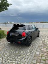 MINI Cooper S Essential  178 PS  - MINI MINI: Ps