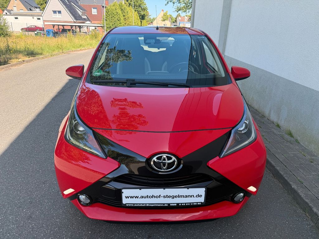Image of Toyota Aygo (X)