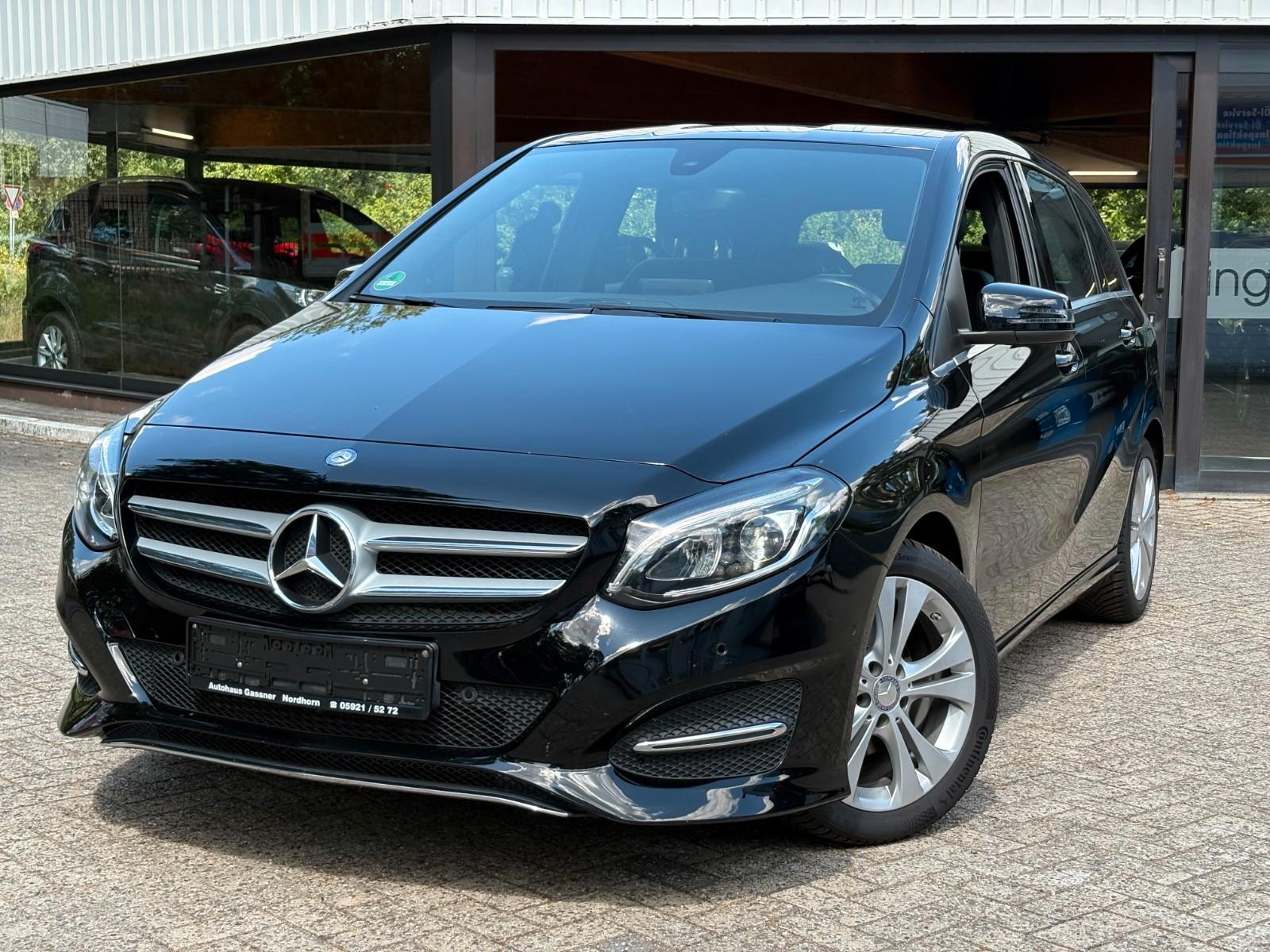 Mercedes-Benz B180d Urban Autom. *NAVI*LED*AHK*TEILLEDER*