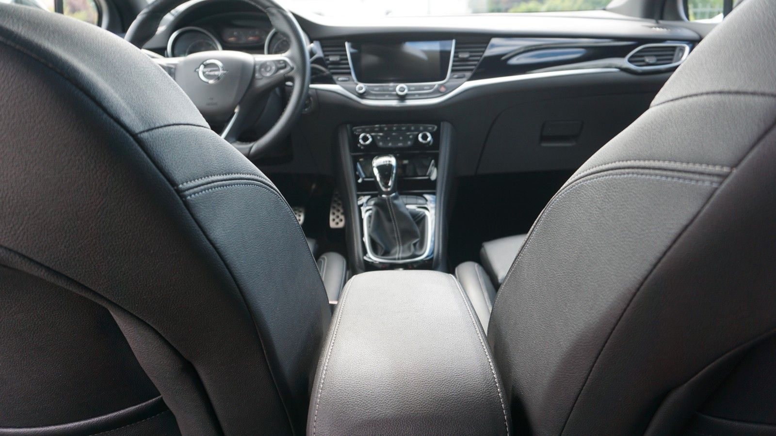 Fahrzeugabbildung Opel Astra K Sports Tourer Ultimate,Leder,LED,Nav,OPC