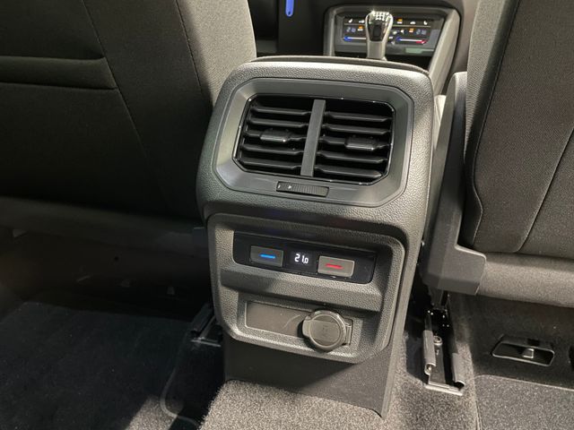 Tiguan Life 1.5 TSI AHK NAVI IQ.LIGHT RFK