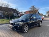 BMW X1 Baureihe X1 xDrive 20 i Sport Line/AHK/8-fach - BMW: X 8