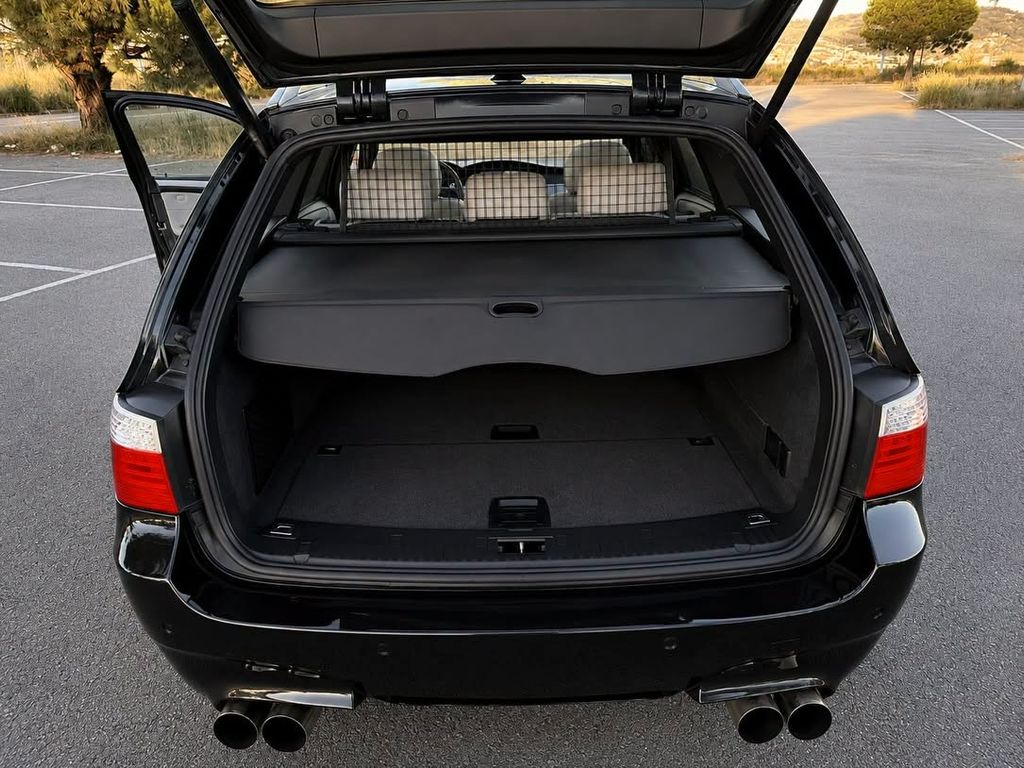 BMW M5 2009