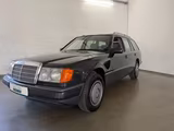 Mercedes-Benz 230TE,W124, 1. Hand,sehr schöner Originalzustand - Oldtimer: Schöne