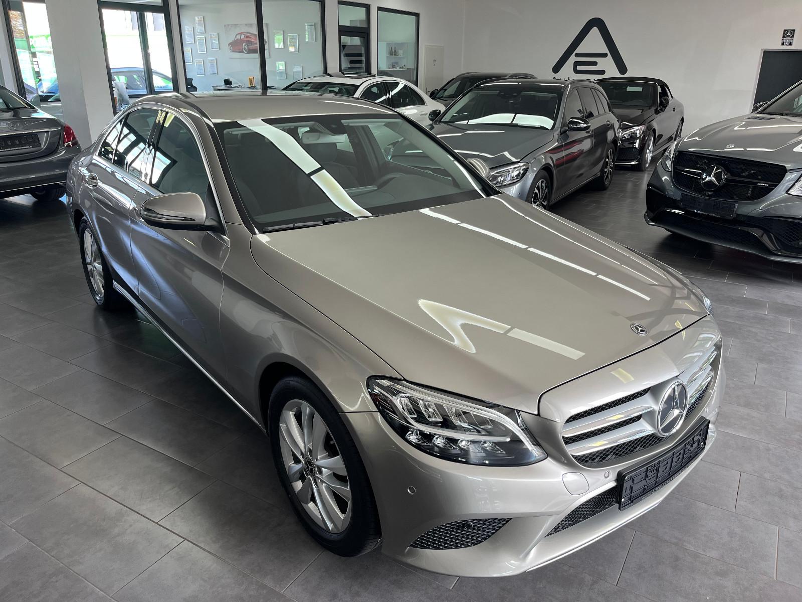 Mercedes-Benz C 180 Lim. Avantg. Navi/LED/Kamera/Smartphone