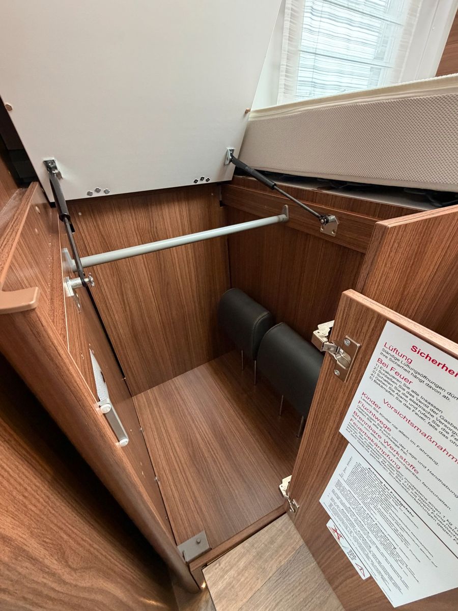 Fahrzeugabbildung HYMER / ERIBA / HYMERCAR B-Klasse MC I White Line 600