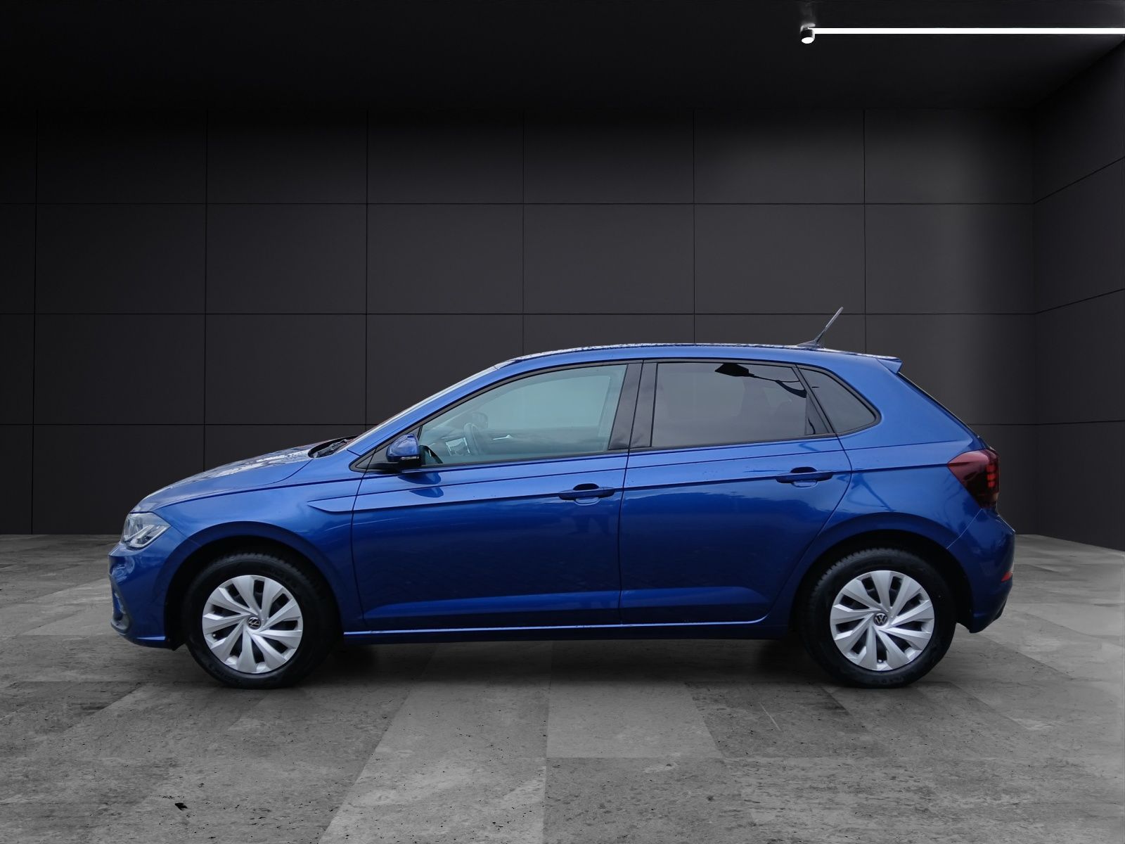 Fahrzeugabbildung Volkswagen Polo 1.0 Life LED Navi AID RKF GRA SH