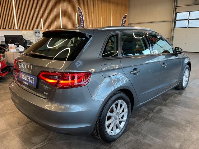 Audi A3 Sportback attraction ultra*2. Hand*Navi*Xenon
