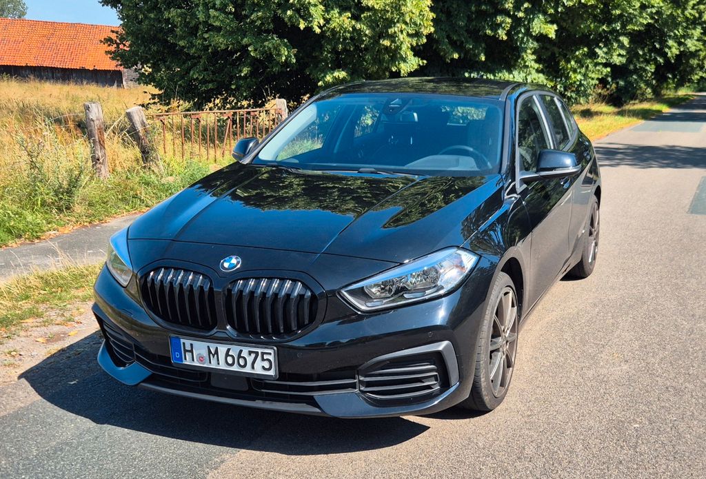 Image of BMW 118