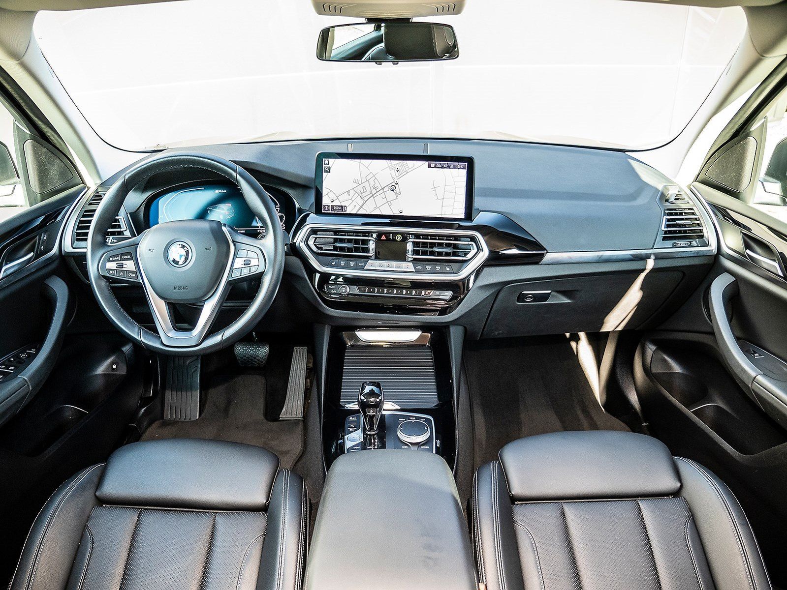 BMW X3 xDrive30e LED SH Sportsitz HiFi Navi Cam 1VB  foto 7